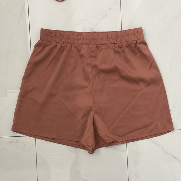 BNWT Satin Short Set - Picture 3 of 5
